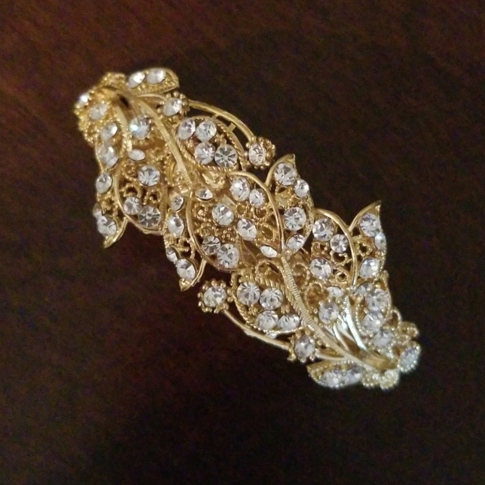 Gorgeous Hair Piece!